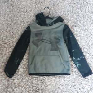 Boys Under Armour Sweatshirt